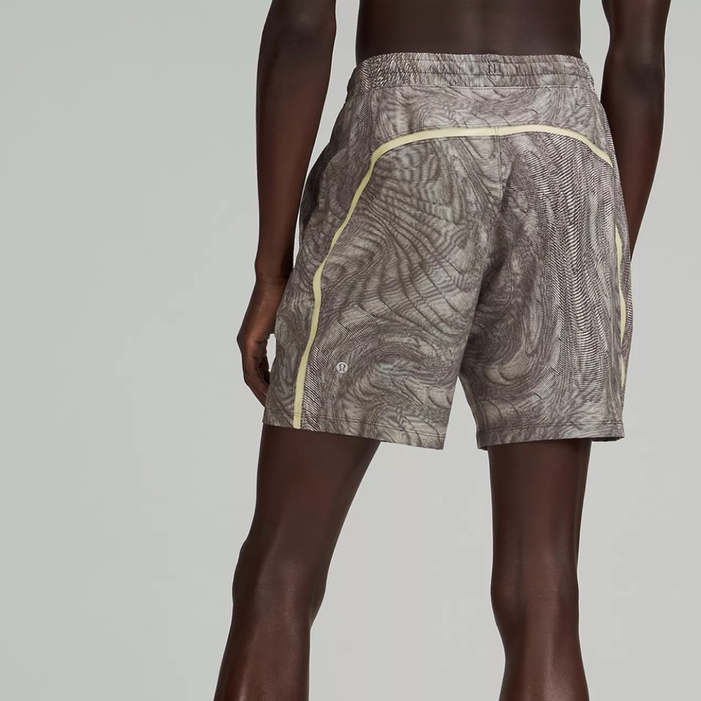 LULULEMON Pace Breaker Linerless Short 7"